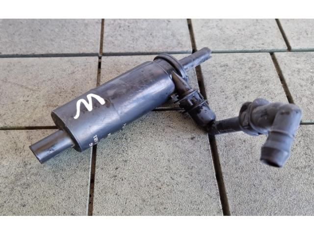 bontott AUDI A3 Első Ablakmosó Szivattyú