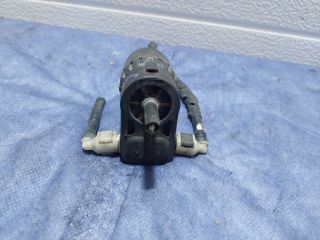 bontott AUDI A3 Első Ablakmosó Szivattyú