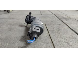 bontott AUDI A3 Első Ablakmosó Szivattyú