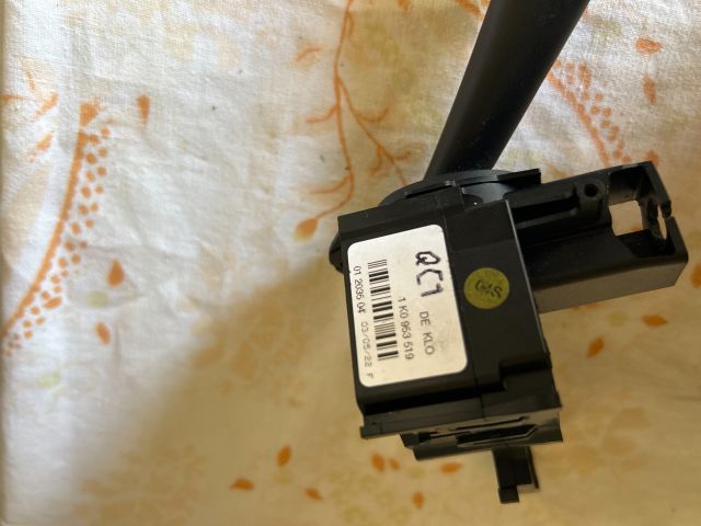 bontott AUDI A3 Első Ablaktörlő Kar