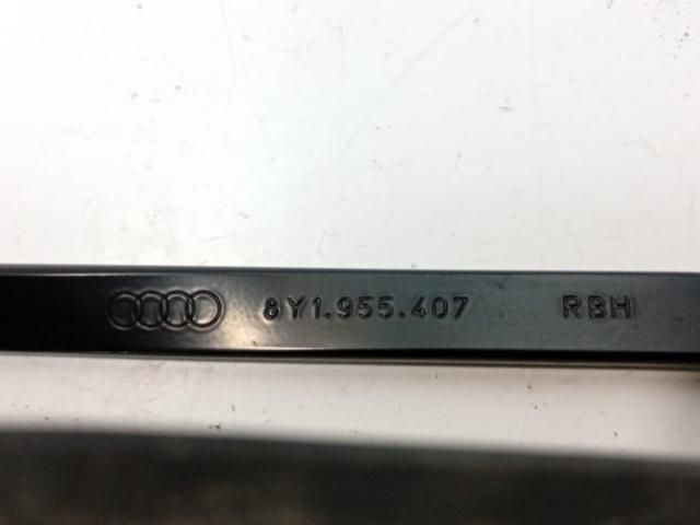 bontott AUDI A3 Első Ablaktörlő Kar