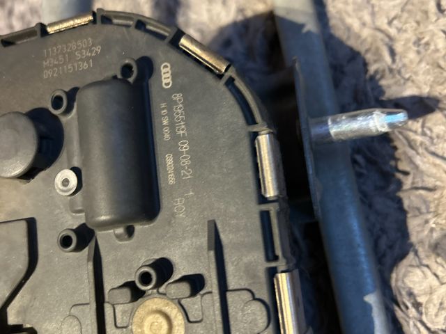 bontott AUDI A3 Első Ablaktörlő Motor