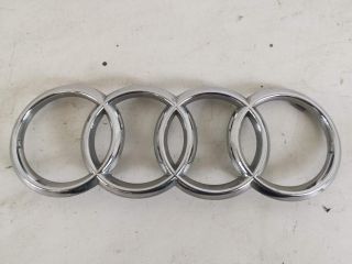 bontott AUDI A3 Első Embléma