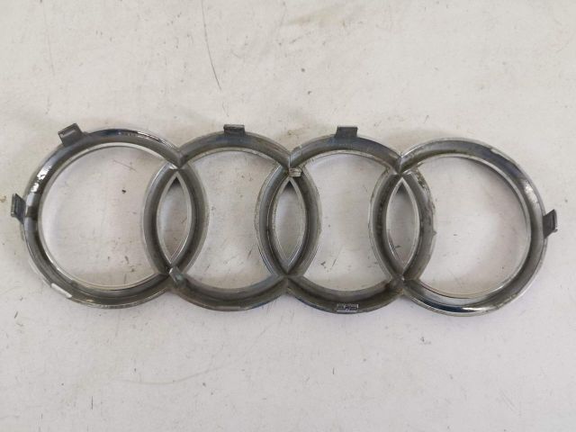 bontott AUDI A3 Első Embléma