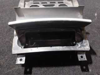 bontott AUDI A3 Első Hamutartó