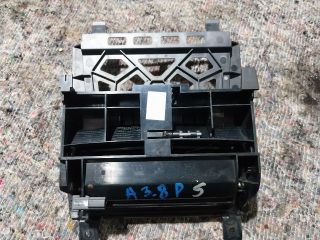 bontott AUDI A3 Első Hamutartó