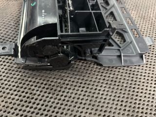 bontott AUDI A3 Első Hamutartó