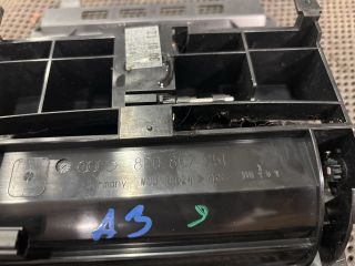 bontott AUDI A3 Első Hamutartó