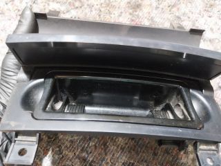 bontott AUDI A3 Első Hamutartó