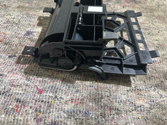 bontott AUDI A3 Első Hamutartó