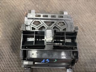 bontott AUDI A3 Első Hamutartó