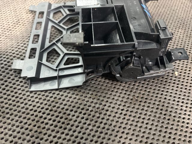 bontott AUDI A3 Első Hamutartó