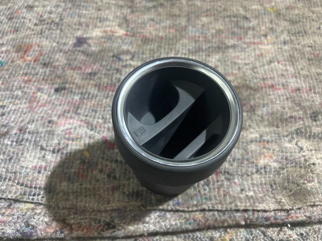 bontott AUDI A3 Első Hamutartó