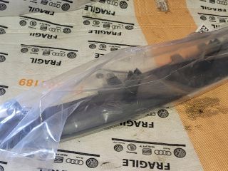 bontott AUDI A3 Első Lökhárító Alsó (Műanyag)