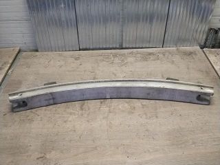 bontott AUDI A3 Első Lökhárító Merevítő (Fém)