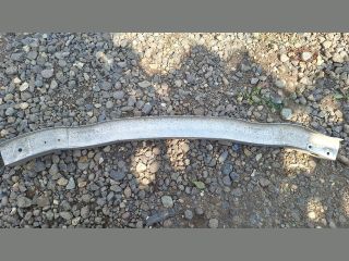 bontott AUDI A3 Első Lökhárító Merevítő (Fém)