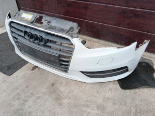 bontott AUDI A3 Első Lökhárító (Részeivel)