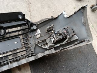 bontott AUDI A3 Első Lökhárító (Részeivel)