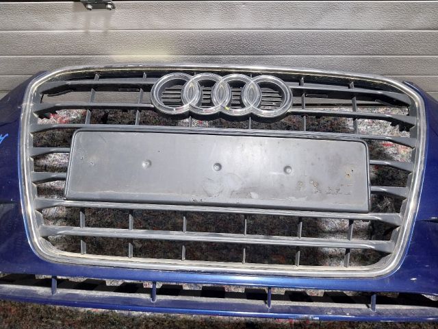 bontott AUDI A3 Első Lökhárító (Részeivel)