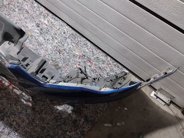 bontott AUDI A3 Első Lökhárító (Részeivel)