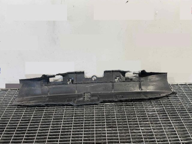 bontott AUDI A3 Első Lökhárító Tartó Felső