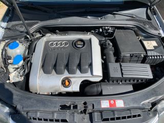 bontott AUDI A3 Első Lökhárító (Üresen)