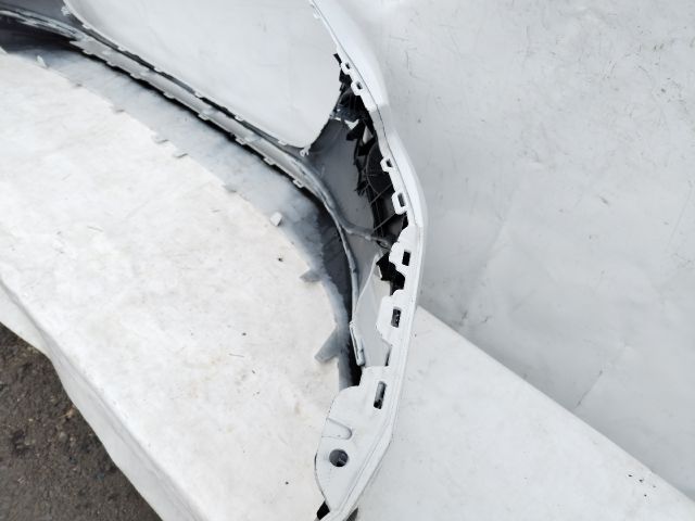 bontott AUDI A3 Első Lökhárító (Üresen)