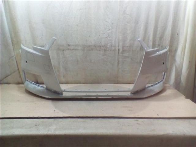 bontott AUDI A3 Első Lökhárító (Üresen)