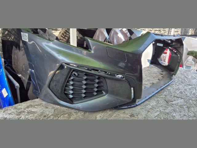 bontott AUDI A3 Első Lökhárító (Üresen)