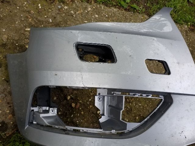 bontott AUDI A3 Első Lökhárító (Üresen)