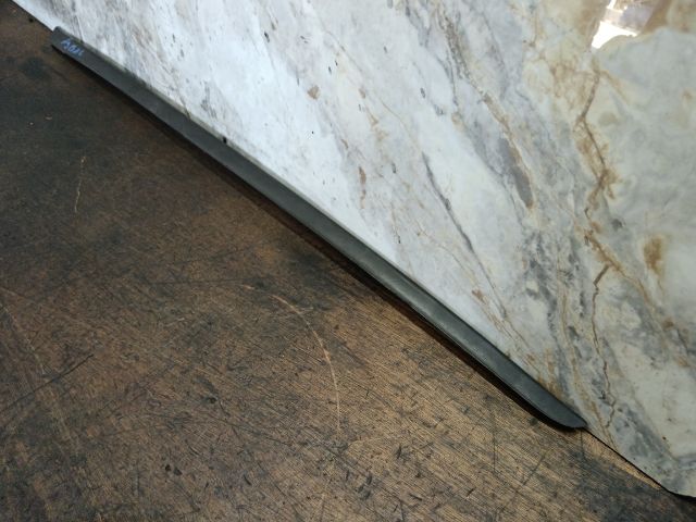 bontott AUDI A3 Első Szélvédő Bal Díszléc