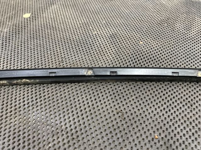 bontott AUDI A3 Első Szélvédő Bal Díszléc