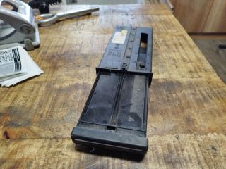 bontott AUDI A3 Első Tároló Rekesz