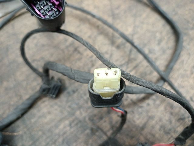 bontott AUDI A3 Első Tolatóradar Kábelköteg