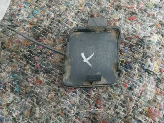 bontott AUDI A3 Első Vonószem Burkolat