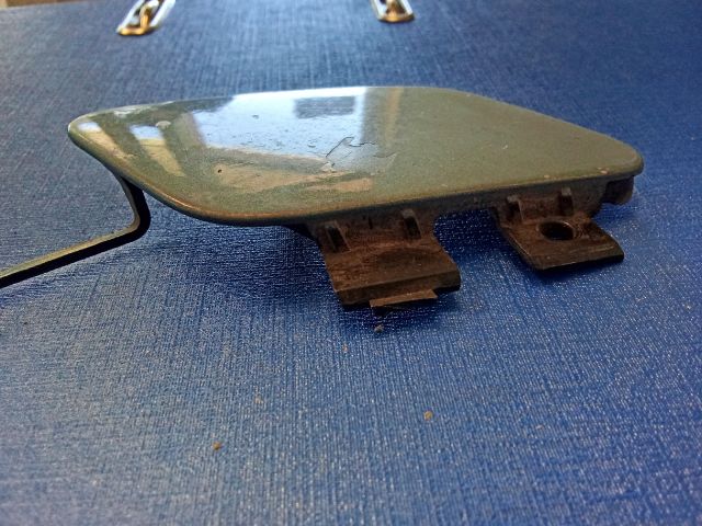 bontott AUDI A3 Első Vonószem Burkolat