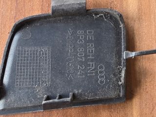 bontott AUDI A3 Első Vonószem Burkolat