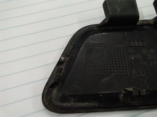 bontott AUDI A3 Első Vonószem Burkolat