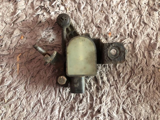 bontott AUDI A3 Első Xenon Szintszabályzó Jeladó