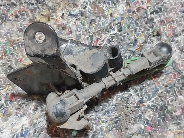 bontott AUDI A3 Első Xenon Szintszabályzó Jeladó