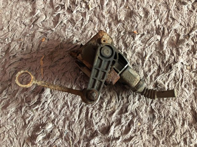 bontott AUDI A3 Első Xenon Szintszabályzó Jeladó