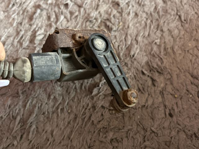 bontott AUDI A3 Első Xenon Szintszabályzó Jeladó