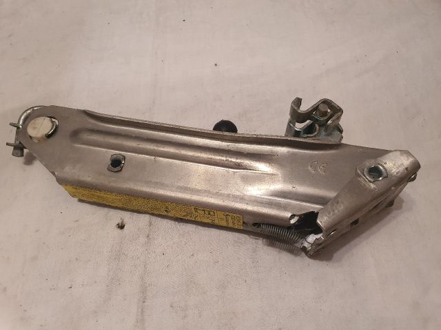 bontott AUDI A3 Emelő