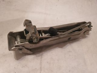 bontott AUDI A3 Emelő