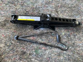 bontott AUDI A3 Emelő