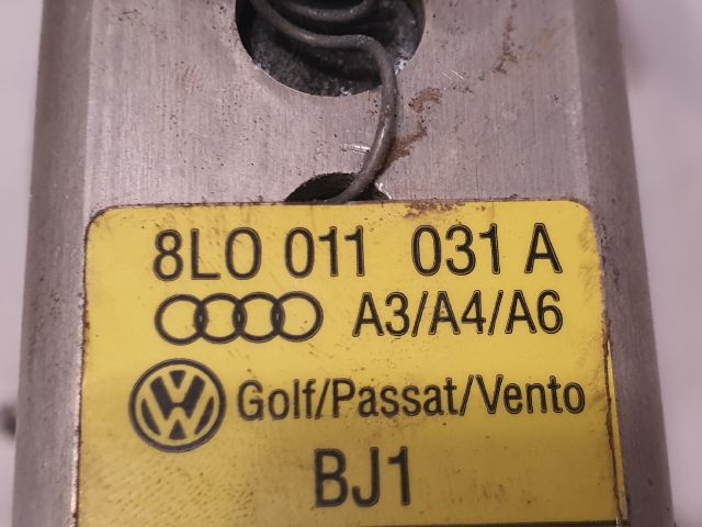 bontott AUDI A3 Emelő