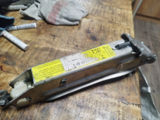 bontott AUDI A3 Emelő