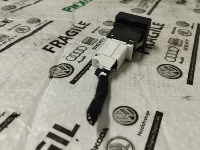 bontott AUDI A3 ESP Kapcsoló