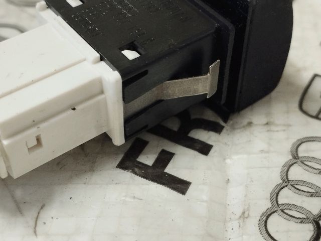 bontott AUDI A3 ESP Kapcsoló