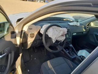 bontott AUDI A3 Felső Hűtőburkolat